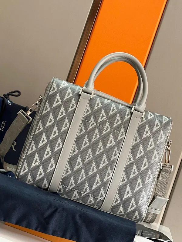All categories 💚 Top version men’s bags 💚 DIOR 2025 official website new DIOR briefcase