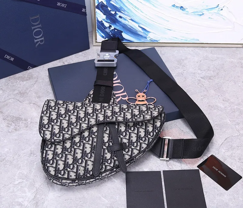 All categories 💚 Top version men’s bags 💚 DIOR 2025 official website new DIOR crossbody bag