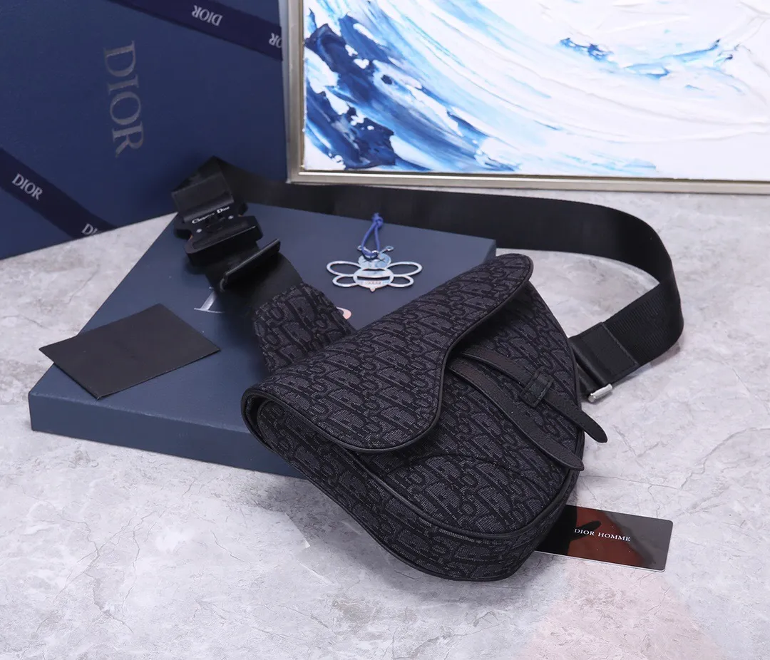 All categories 💚 Top version men’s bags 💚 DIOR 2025 official website new DIOR crossbody bag