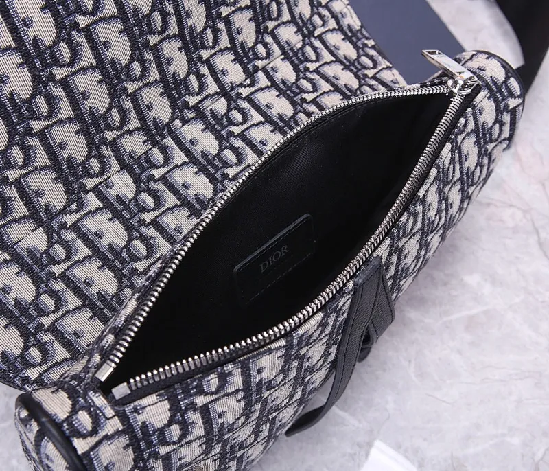 All categories 💚 Top version men’s bags 💚 DIOR 2025 official website new DIOR crossbody bag