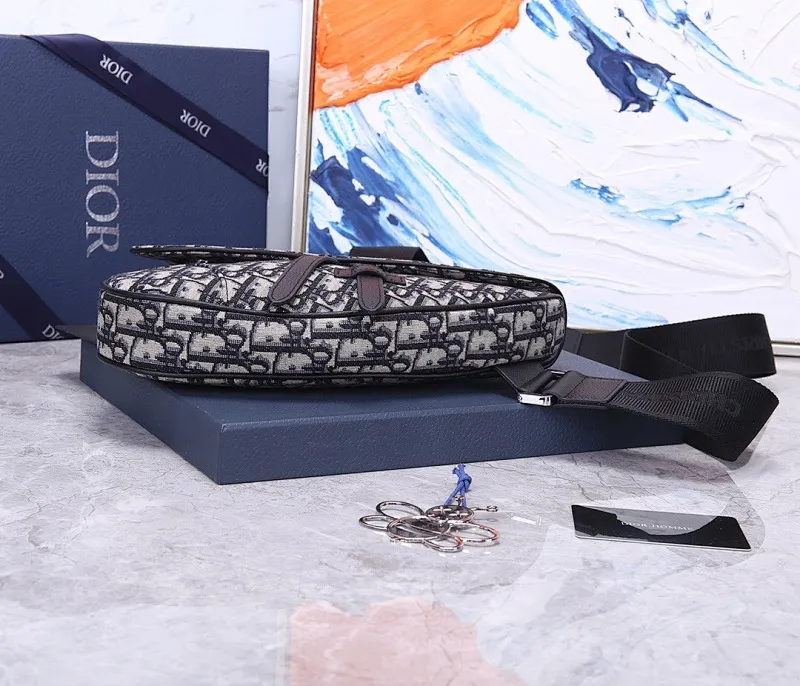 All categories 💚 Top version men’s bags 💚 DIOR 2025 official website new DIOR crossbody bag