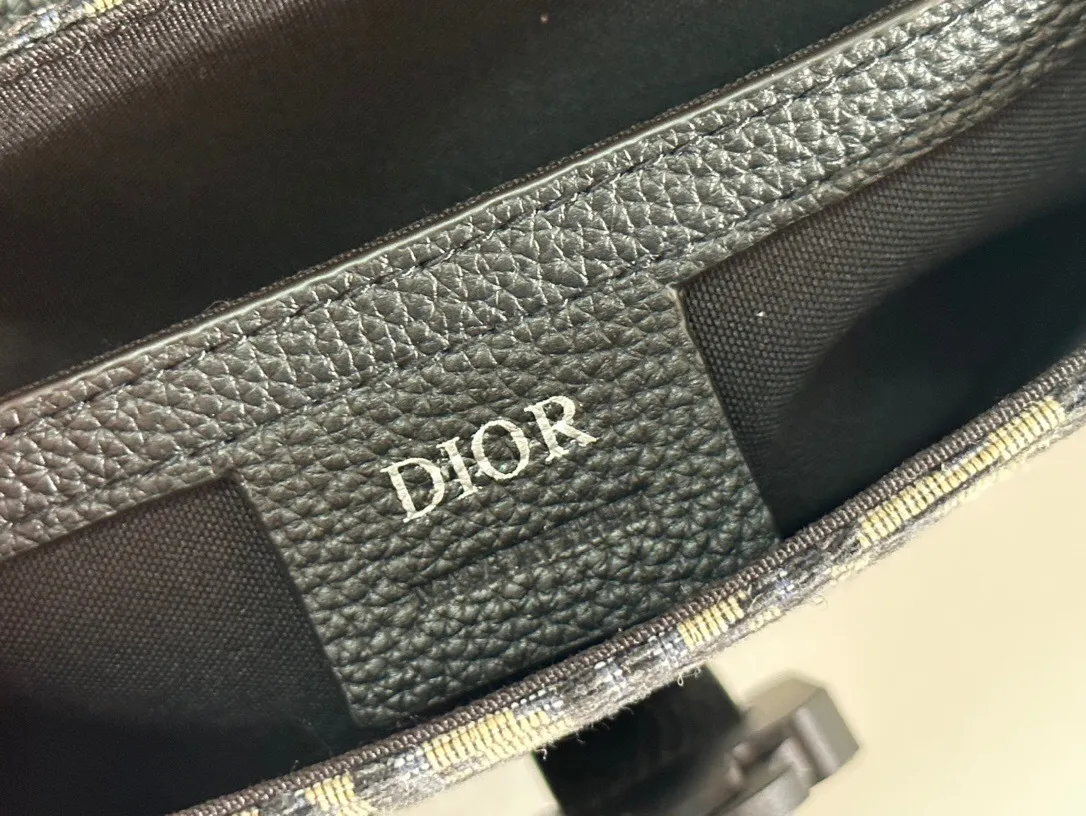 All categories 💚 Top version men’s bags 💚 DIOR 2025 official website new DIOR crossbody bag