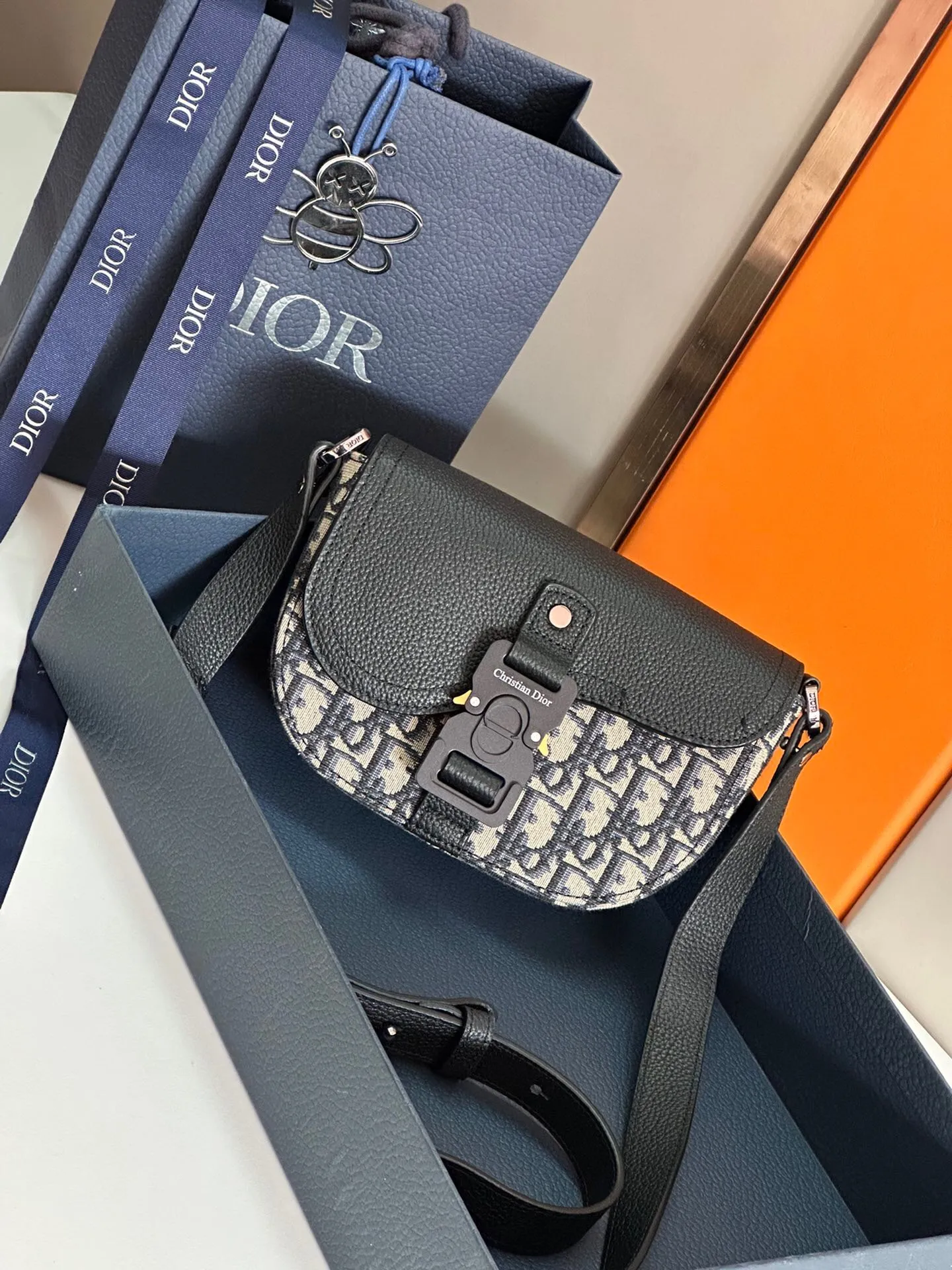 All categories 💚 Top version men’s bags 💚 DIOR 2025 official website new DIOR crossbody bag
