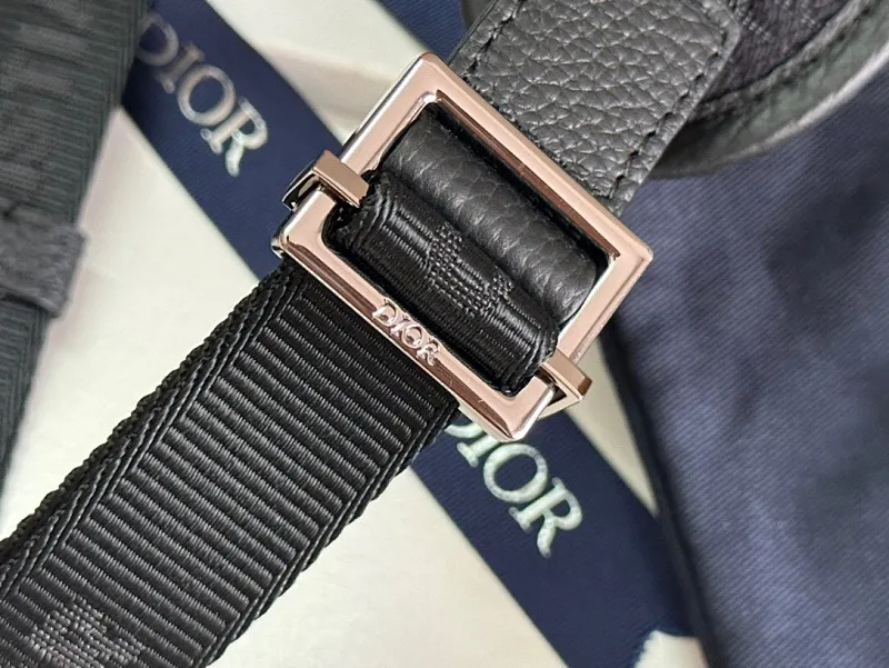 All categories 💚 Top version men’s bags 💚 DIOR 2025 official website new DIOR crossbody bag