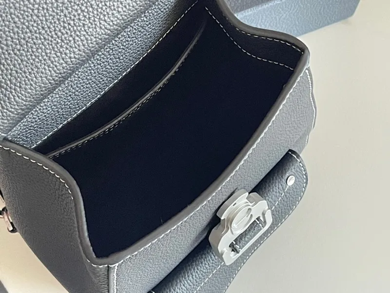 All categories 💚 Top version men’s bags 💚 DIOR 2025 official website new DIOR crossbody bag