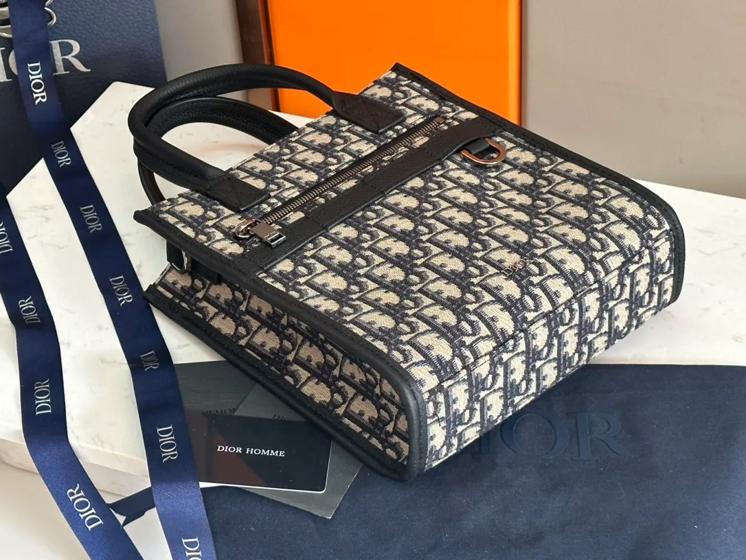 All categories 💚 Top version men’s bags 💚 DIOR 2025 official website new DIOR crossbody bag