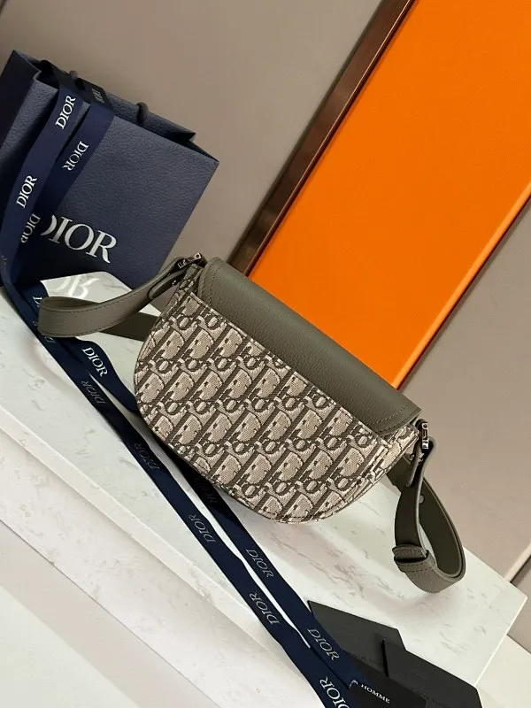 All categories 💚 Top version men’s bags 💚 DIOR 2025 official website new DIOR crossbody bag