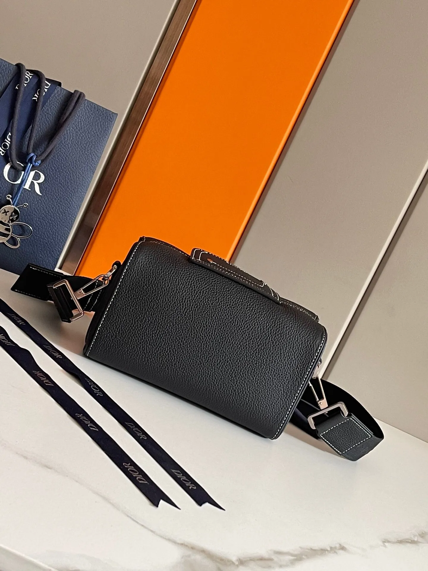 All categories 💚 Top version men’s bags 💚 DIOR 2025 official website new DIOR crossbody bag