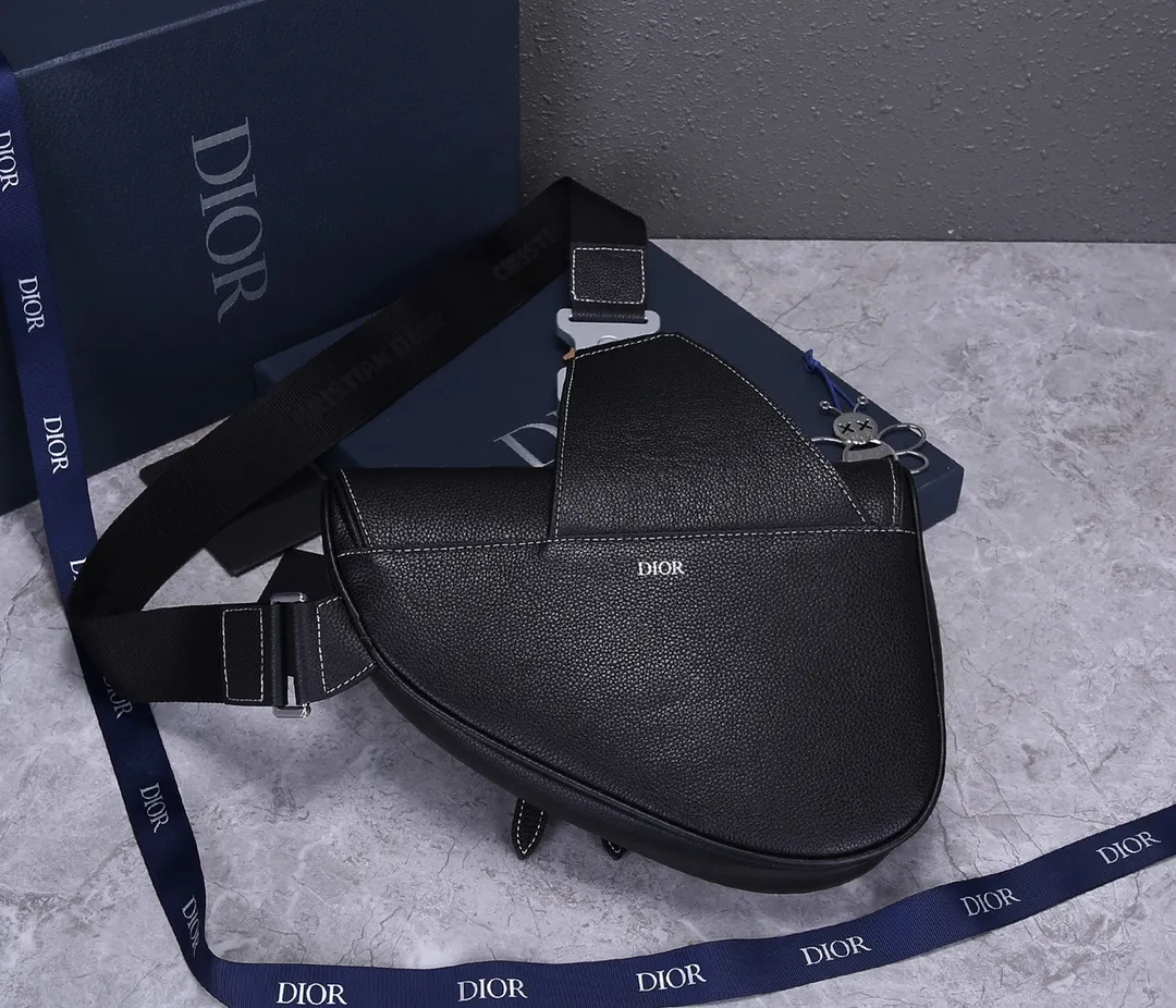 All categories 💚 Top version men’s bags 💚 DIOR 2025 official website new DIOR crossbody bag