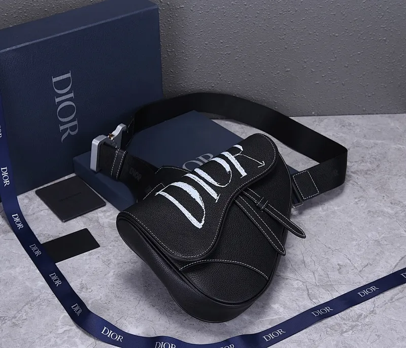 All categories 💚 Top version men’s bags 💚 DIOR 2025 official website new DIOR crossbody bag