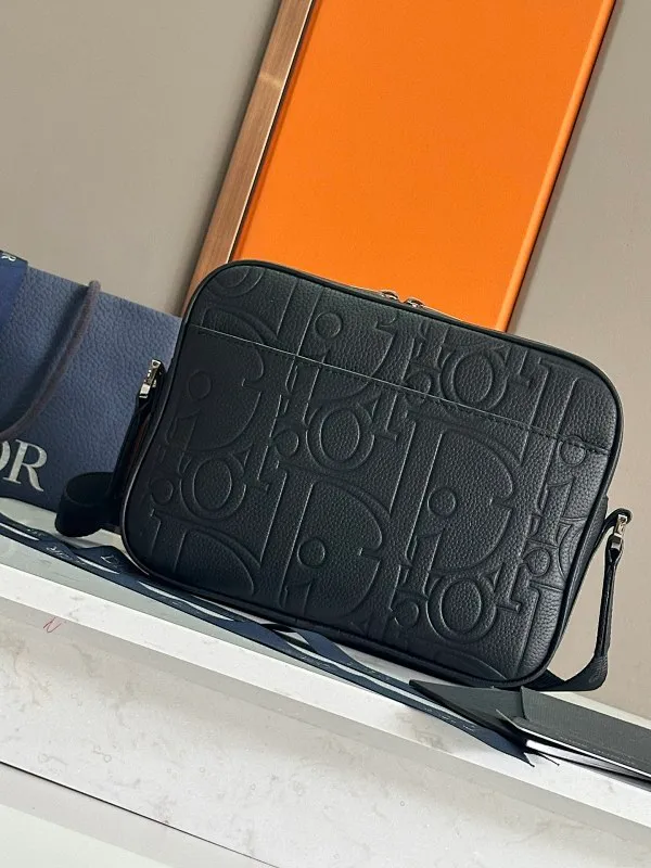 All categories 💚 Top version men’s bags 💚 DIOR 2025 official website new DIOR crossbody bag