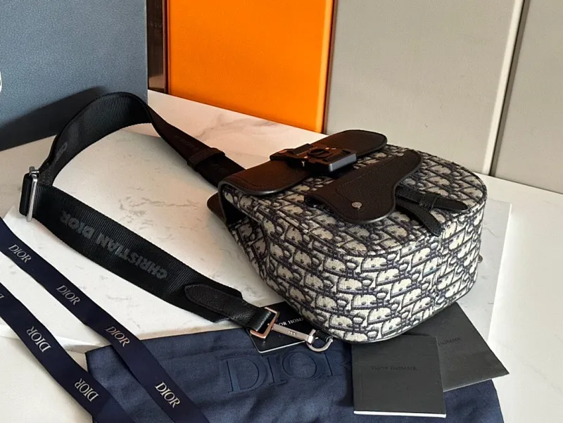 All categories 💚 Top version men’s bags 💚 DIOR 2025 official website new DIOR crossbody bag