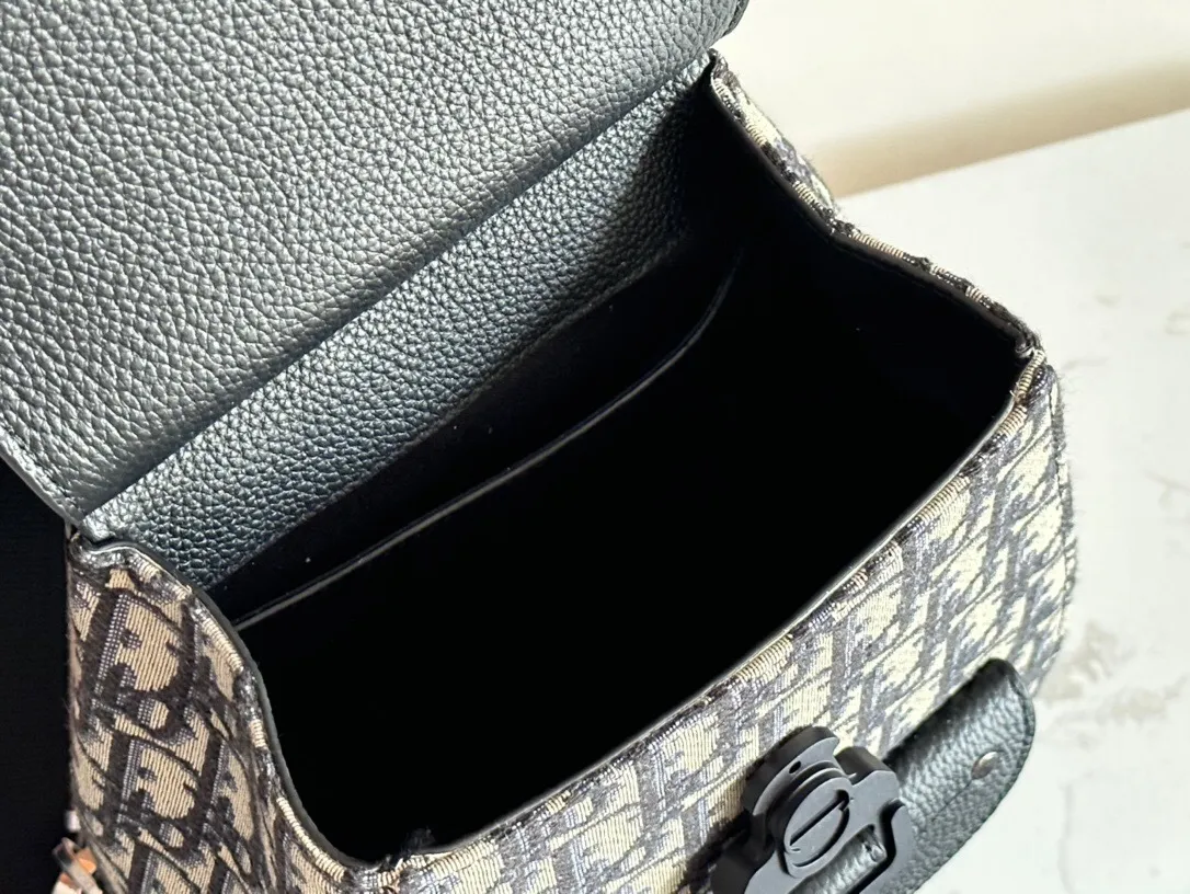 All categories 💚 Top version men’s bags 💚 DIOR 2025 official website new DIOR crossbody bag