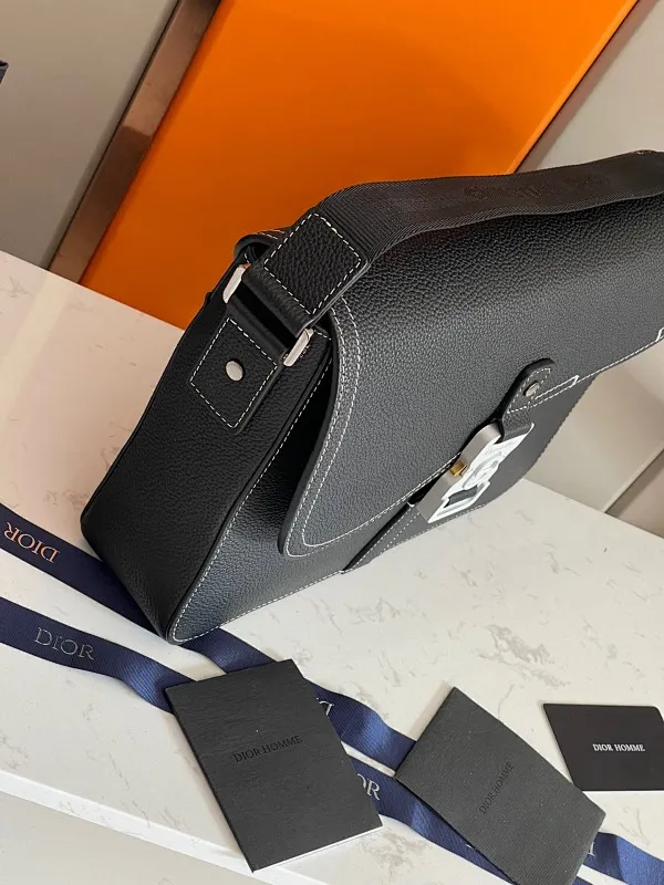 All categories 💚 Top version men’s bags 💚 DIOR 2025 official website new DIOR crossbody bag