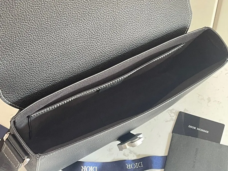 All categories 💚 Top version men’s bags 💚 DIOR 2025 official website new DIOR crossbody bag
