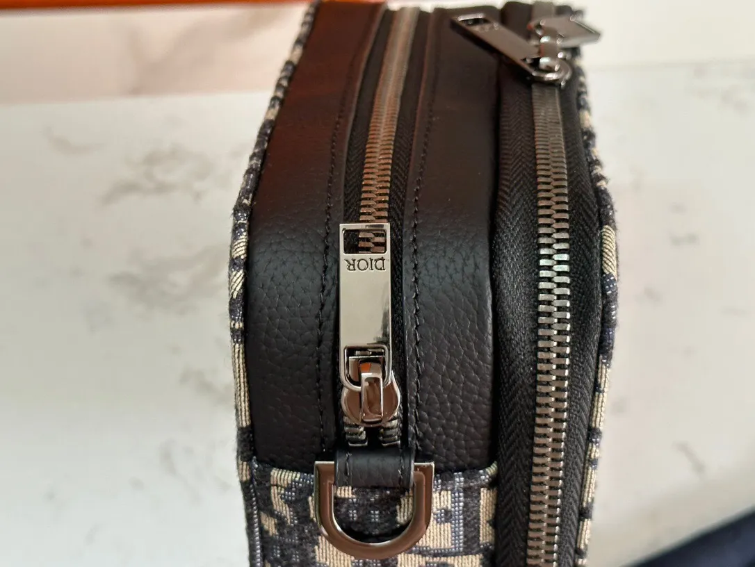 All categories 💚 Top version men’s bags 💚 DIOR 2025 official website new DIOR crossbody bag