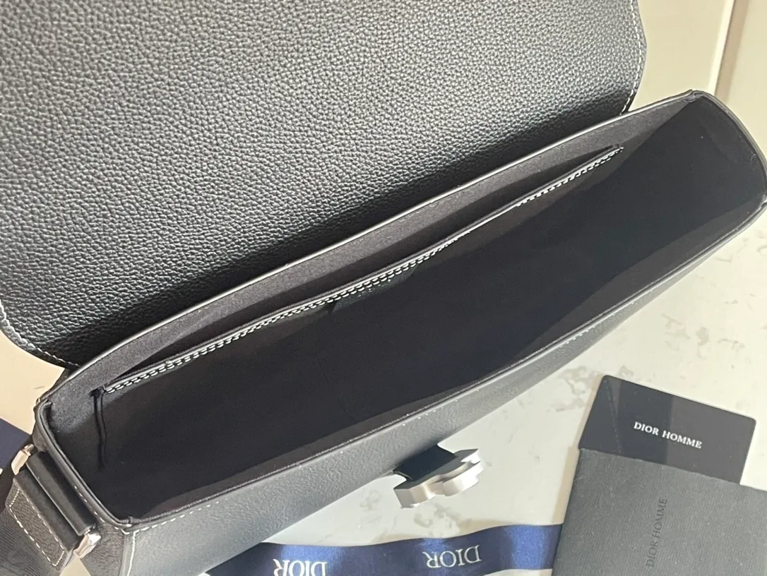 All categories 💚 Top version men’s bags 💚 DIOR 2025 official website new DIOR crossbody bag