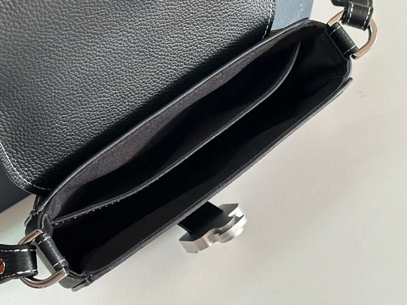 All categories 💚 Top version men’s bags 💚 DIOR 2025 official website new DIOR crossbody bag