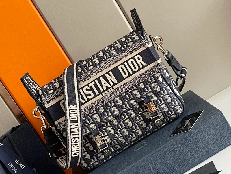 All categories 💚 Top version men’s bags 💚 DIOR 2025 official website new DIOR crossbody bag