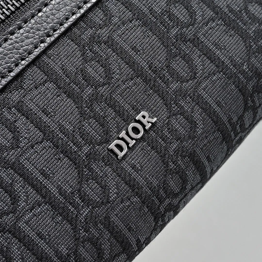 All categories 💚 Top version men’s bags 💚 DIOR 2025 official website new DIOR crossbody bag