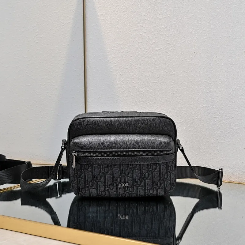 All categories 💚 Top version men’s bags 💚 DIOR 2025 official website new DIOR crossbody bag