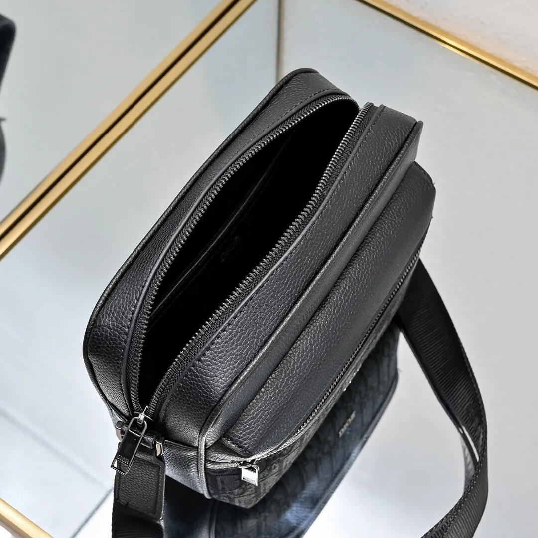 All categories 💚 Top version men’s bags 💚 DIOR 2025 official website new DIOR crossbody bag
