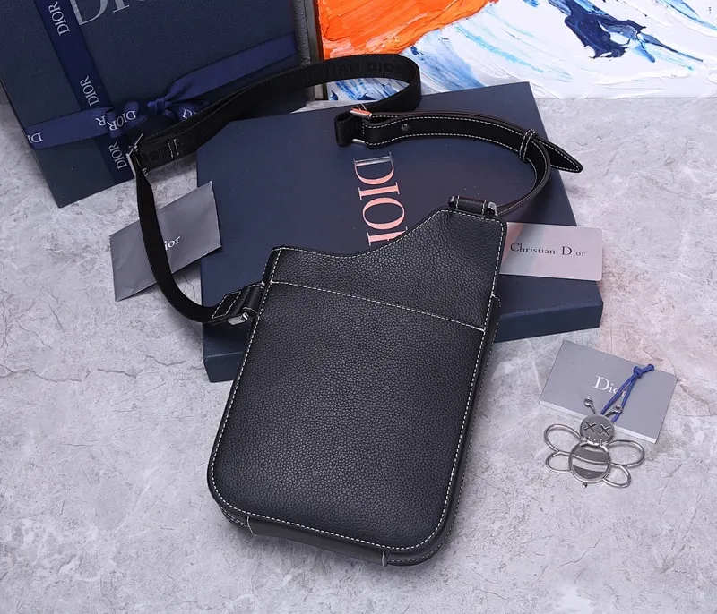 All categories 💚 Top version men’s bags 💚 DIOR 2025 official website new DIOR crossbody bag