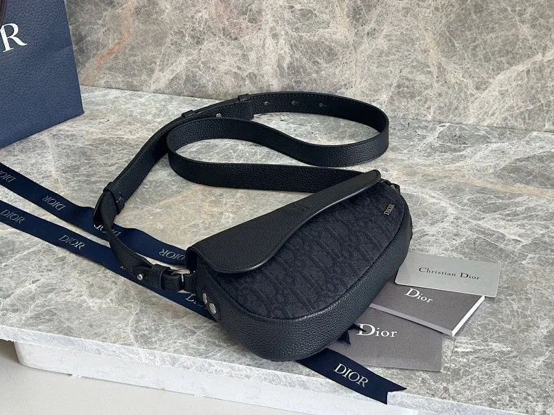 All categories 💚 Top version men’s bags 💚 DIOR 2025 official website new DIOR crossbody bag