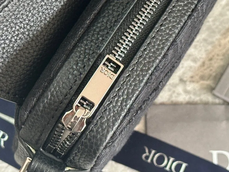 All categories 💚 Top version men’s bags 💚 DIOR 2025 official website new DIOR crossbody bag