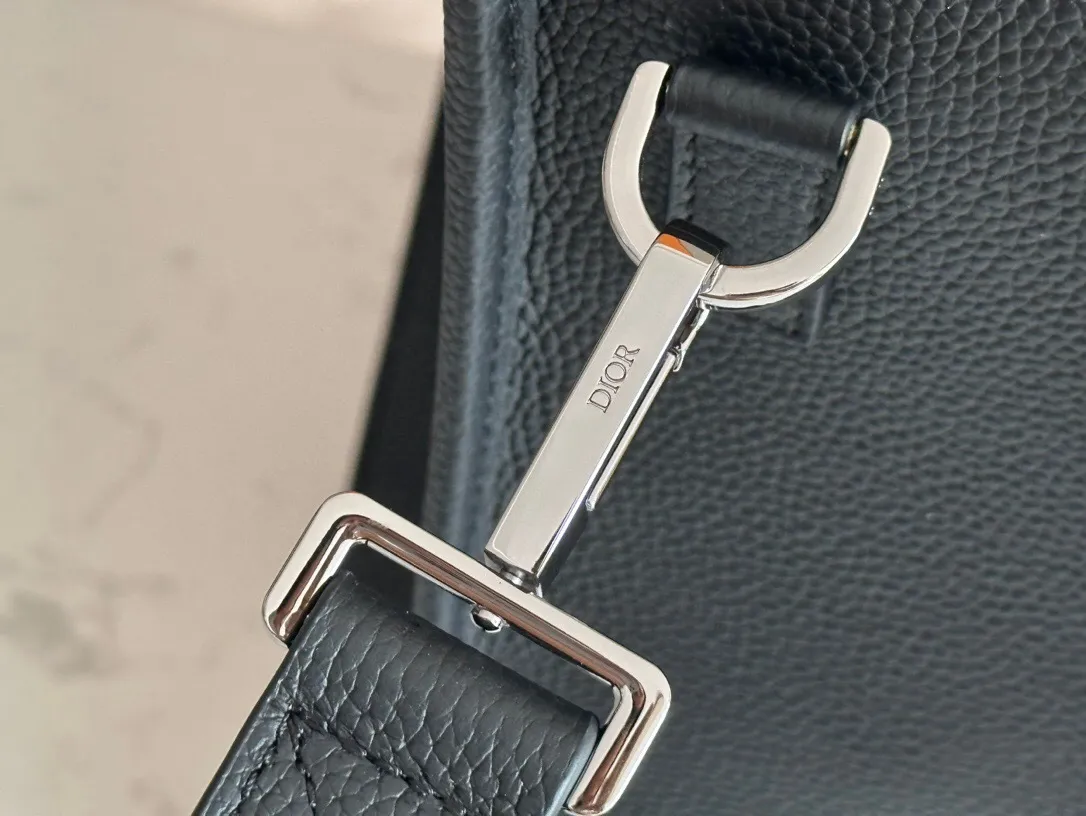 All categories 💚 Top version men’s bags 💚 DIOR 2025 official website new DIOR briefcase