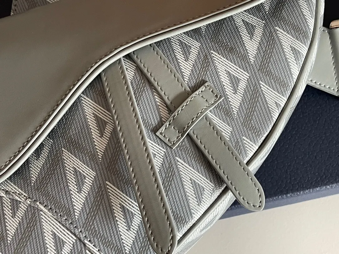 All categories 💚 Top version men’s bags 💚 DIOR 2025 official website new DIOR crossbody bag