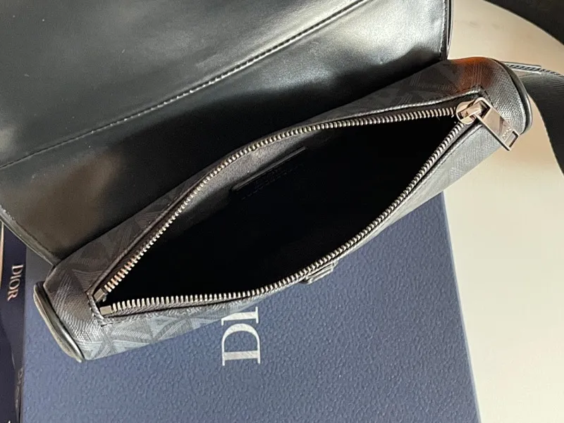 All categories 💚 Top version men’s bags 💚 DIOR 2025 official website new DIOR crossbody bag