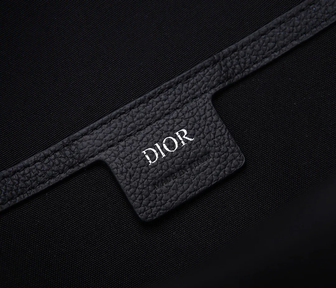 All categories 💚 Top version men’s bags 💚 DIOR 2025 official website new DIOR crossbody bag