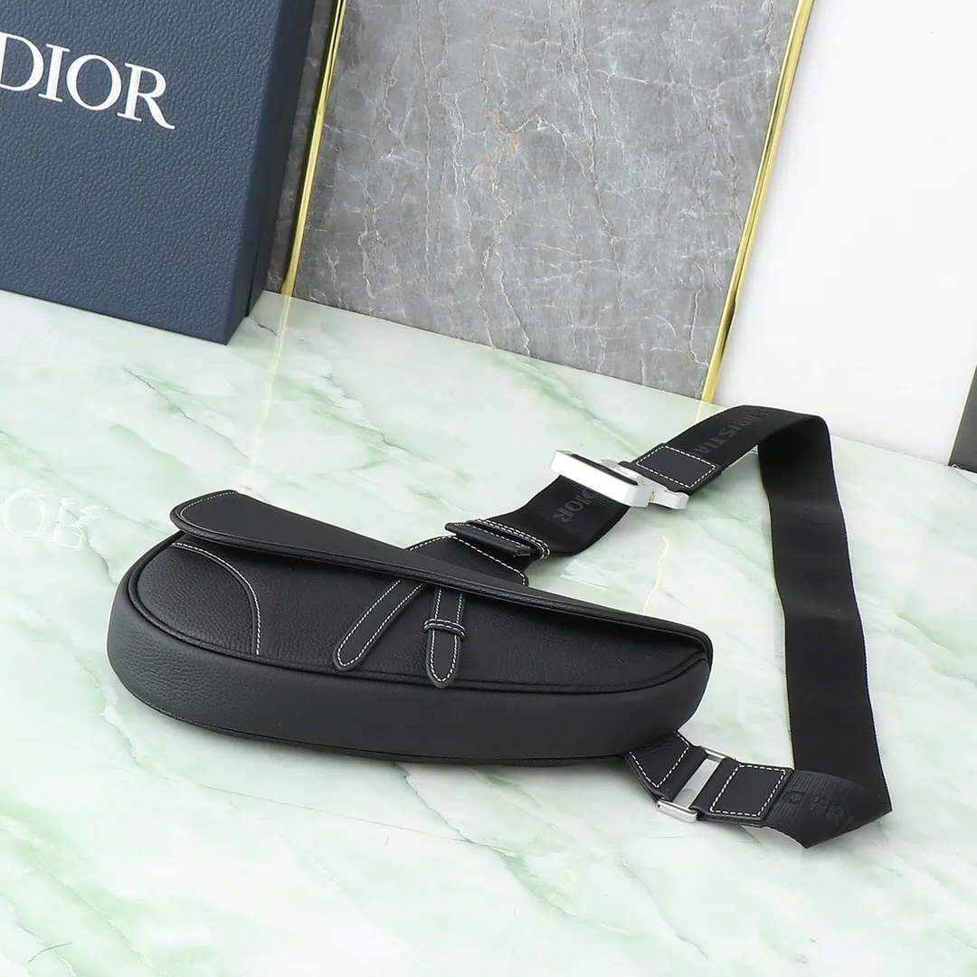 All categories 💚 Top version men’s bags 💚 DIOR 2025 official website new DIOR crossbody bag