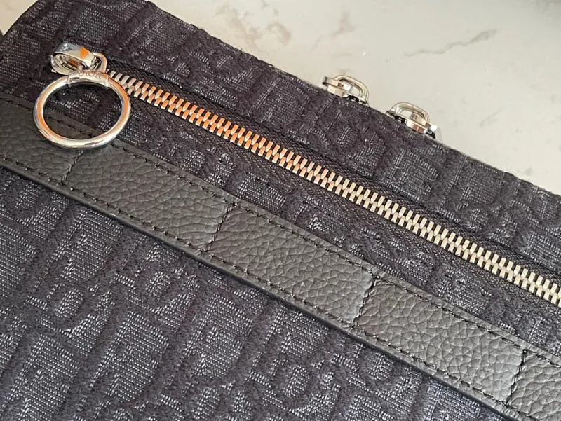 All categories 💚 Top version men’s bags 💚 DIOR 2025 official website new DIOR crossbody bag