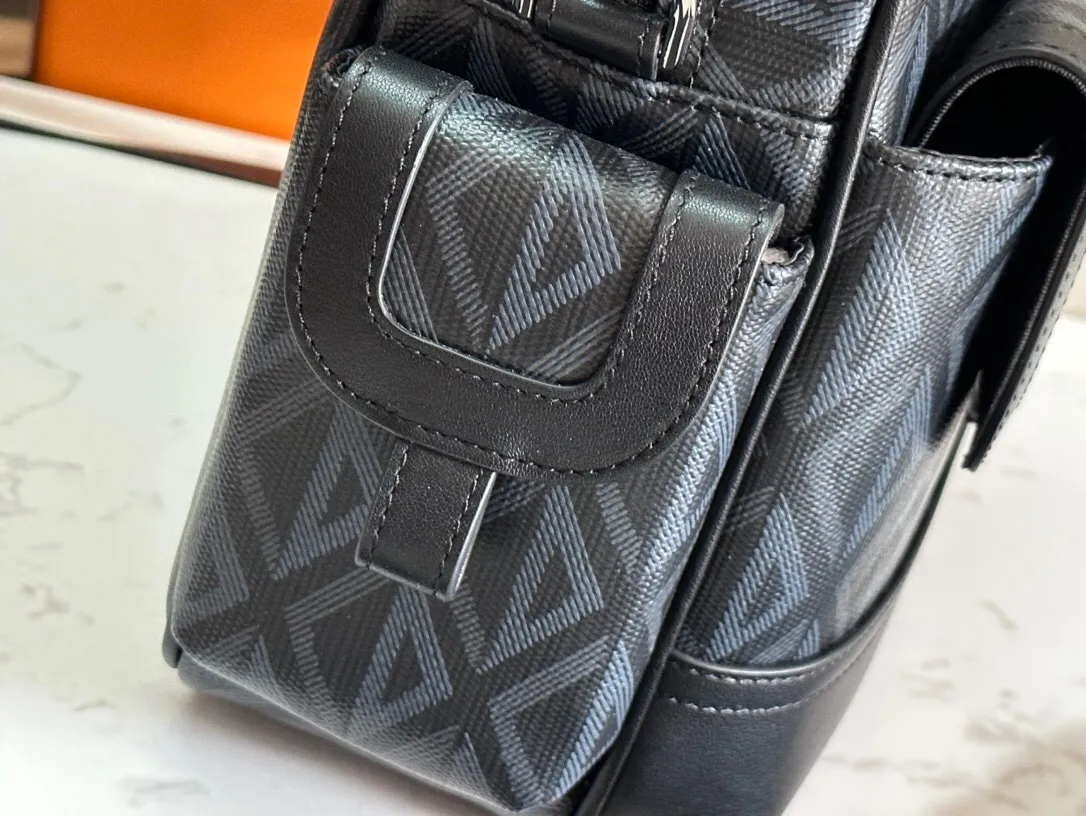 All categories 💚 Top version men’s bags 💚 DIOR 2025 official website new DIOR crossbody bag