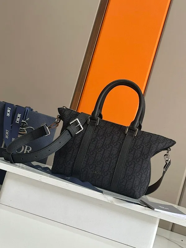 All categories 💚 Top version men’s bags 💚 DIOR 2025 official website new DIOR handbag