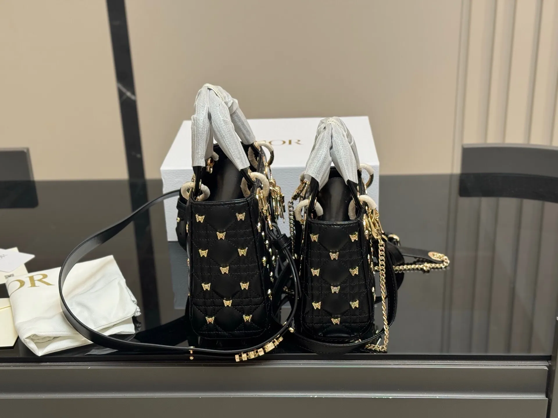 All Categories Official Website "Brand Women's Bags" Women's Bags 💙 DIOR 2025 New DIOR Crossbody Bag