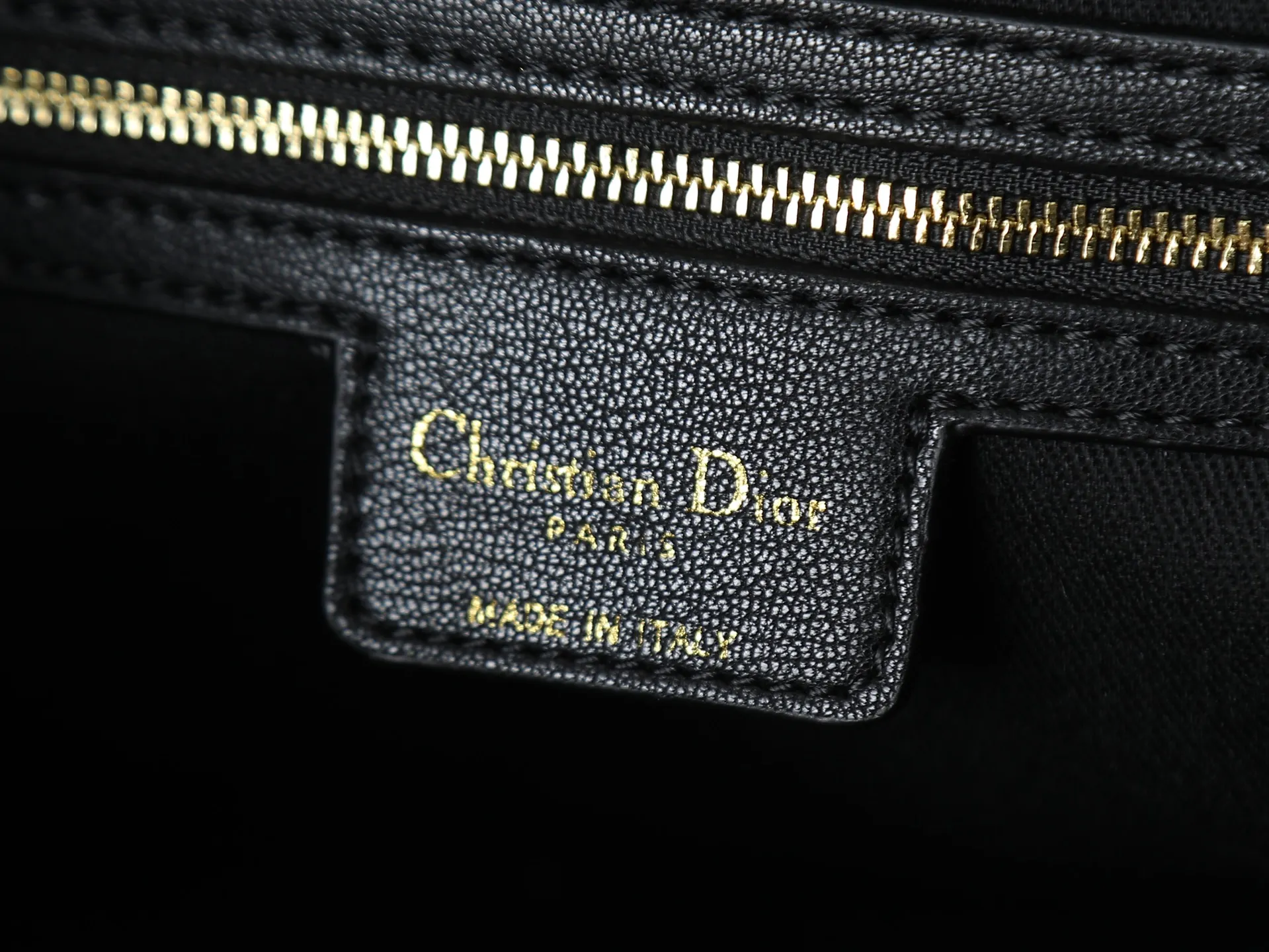 All Categories Official Website "Brand Women's Bags" Women's Bags 💙 DIOR 2026 New DIOR Armpit Crossbody Bag
