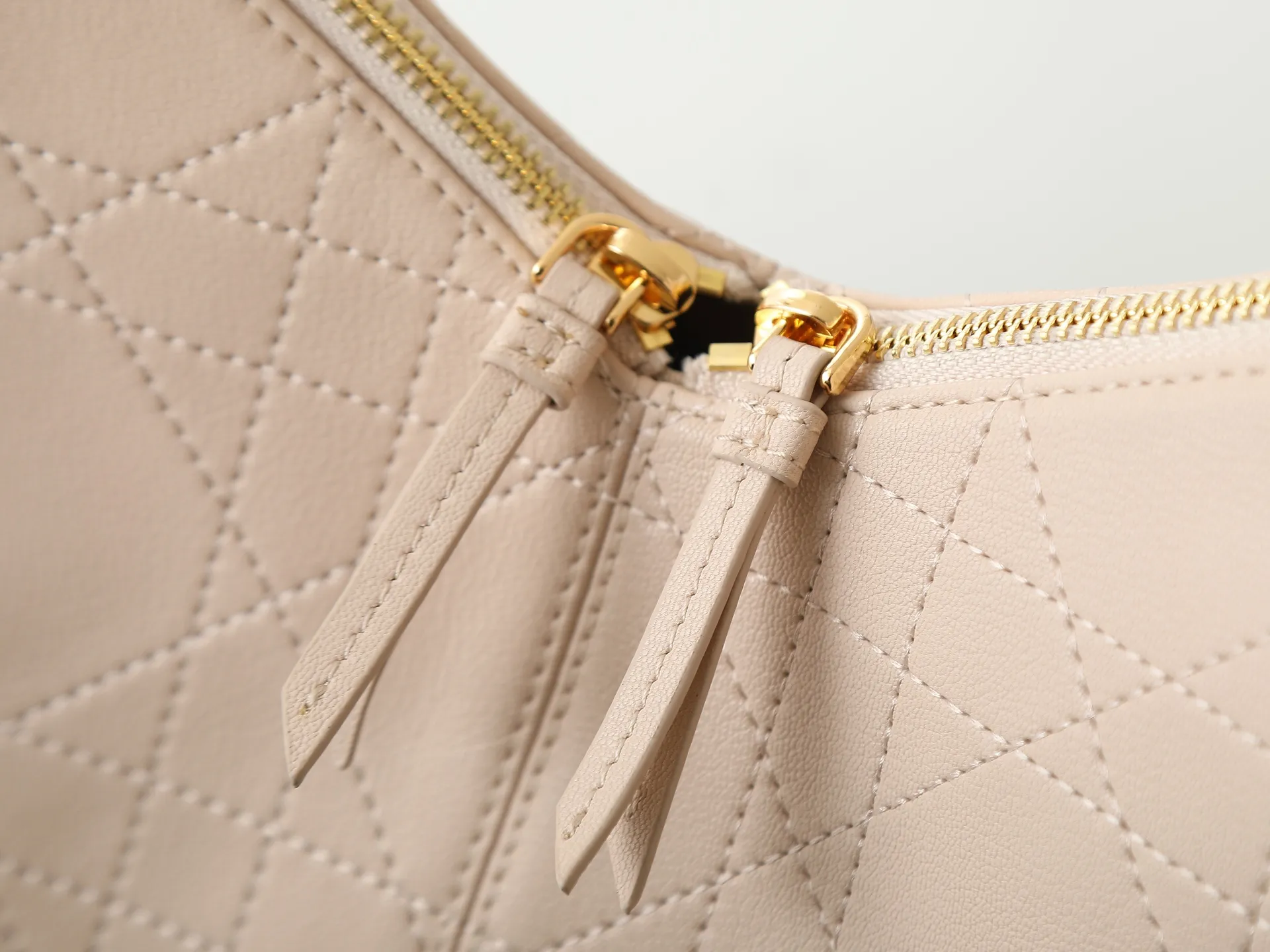 All Categories Official Website "Brand Women's Bags" Women's Bags 💙 DIOR 2026 New DIOR Armpit Crossbody Bag