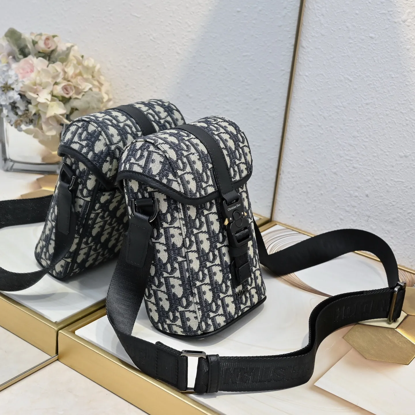All Categories Official Website "Brand Women's Bags" Women's Bags 💙 DIOR 2025 New DIOR Crossbody Bag