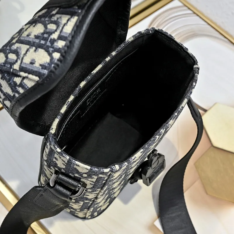 All Categories Official Website "Brand Women's Bags" Women's Bags 💙 DIOR 2025 New DIOR Crossbody Bag