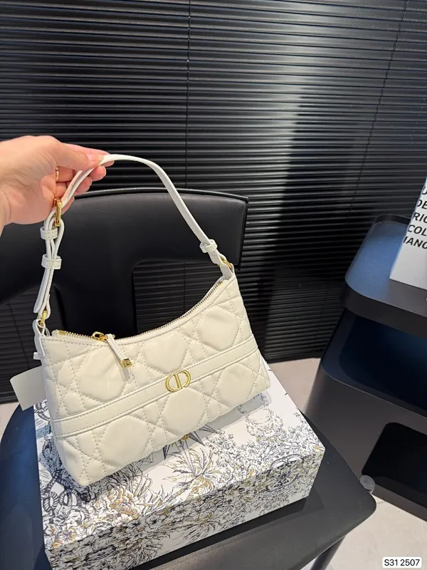 All categories Official website "Brand Women's Bags" Women's Bags 💙 DIOR 2025 new DIOR armpit bag