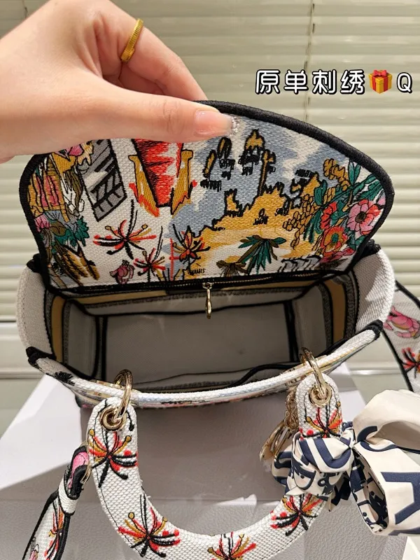 All Categories Official Website "Brand Women's Bags" Women's Bags 💙 DIOR 2025 New DIOR Crossbody Bag