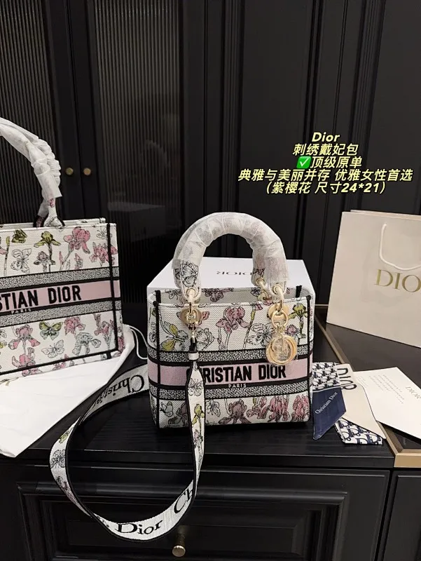 All Categories Official Website "Brand Women's Bags" Women's Bags 💙 DIOR 2025 New DIOR Crossbody Bag