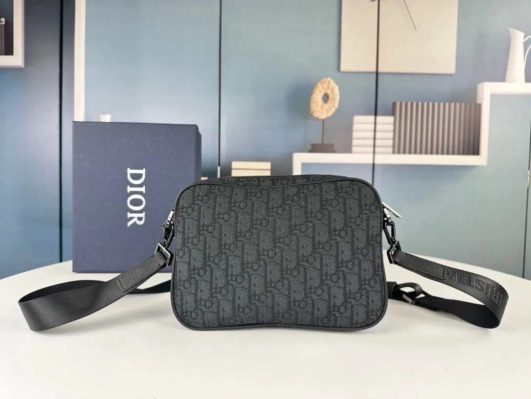 All Categories Official Website "Brand Women's Bags" Women's Bags 💙 DIOR 2025 New DIOR Crossbody Bag