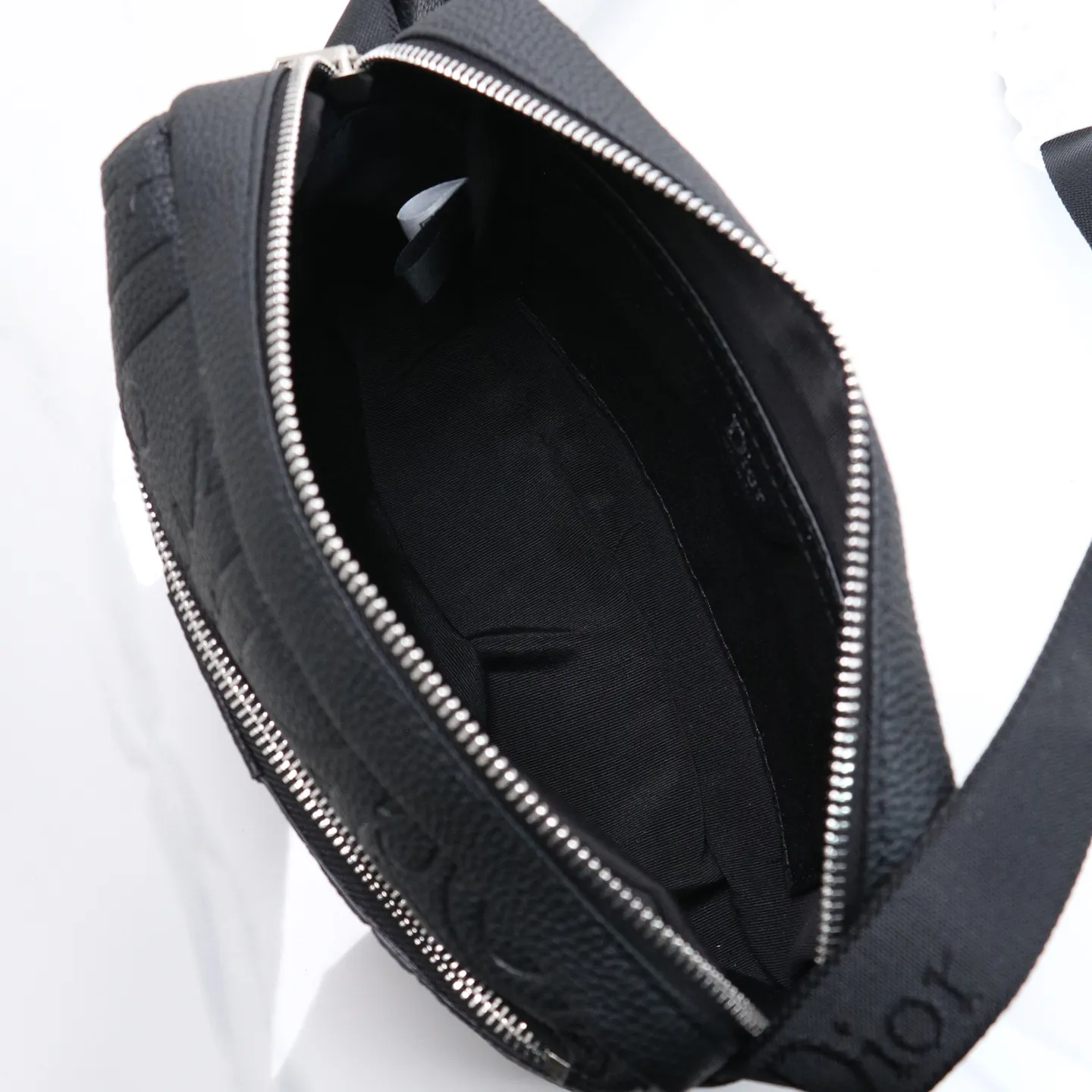 All Categories Official Website "Brand Women's Bags" Women's Bags 💙 DIOR 2026 New DIOR Crossbody Bag