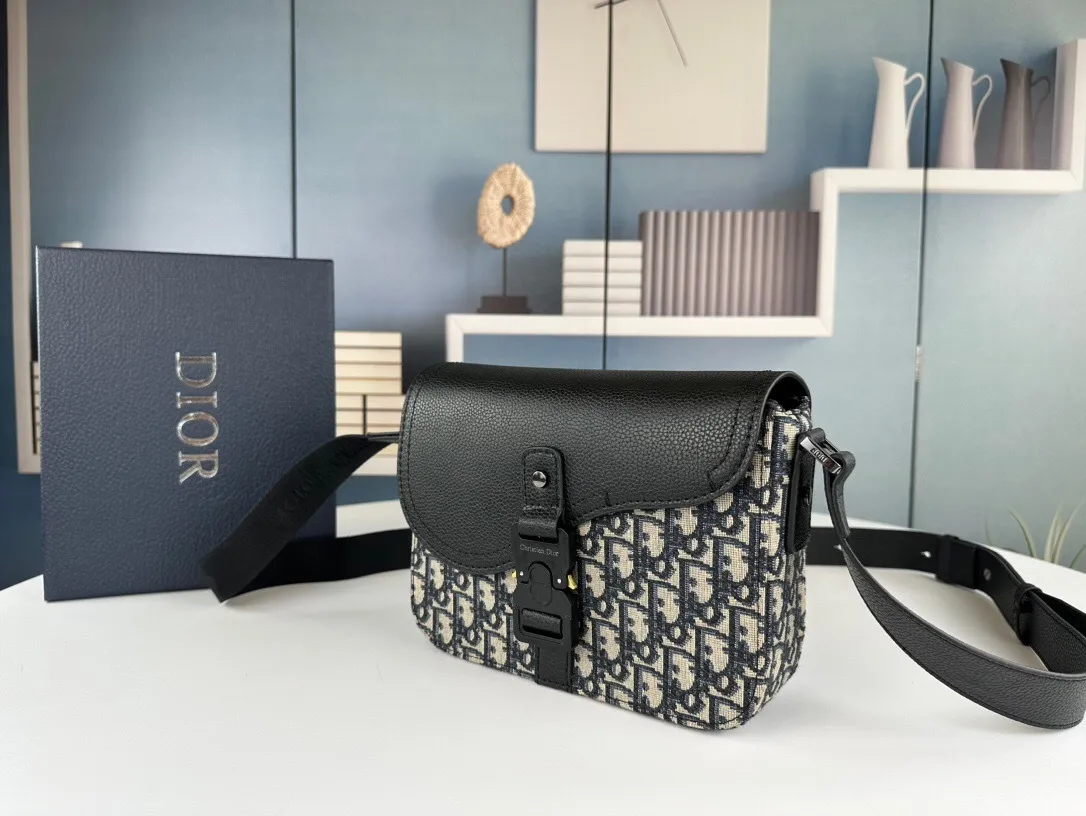 All Categories Official Website "Brand Women's Bags" Women's Bags 💙 DIOR 2025 New DIOR Crossbody Bag