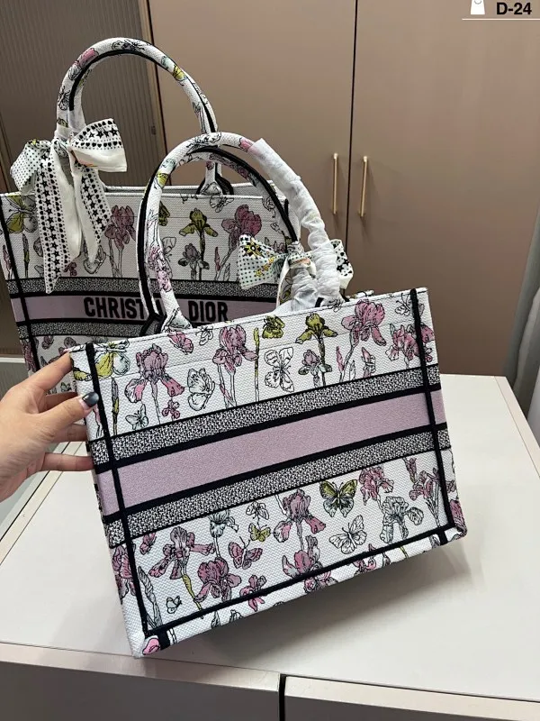 All Categories Official Website "Brand Women's Bags" Women's Bags 💙 DIOR 2025 New DIOR Handbags