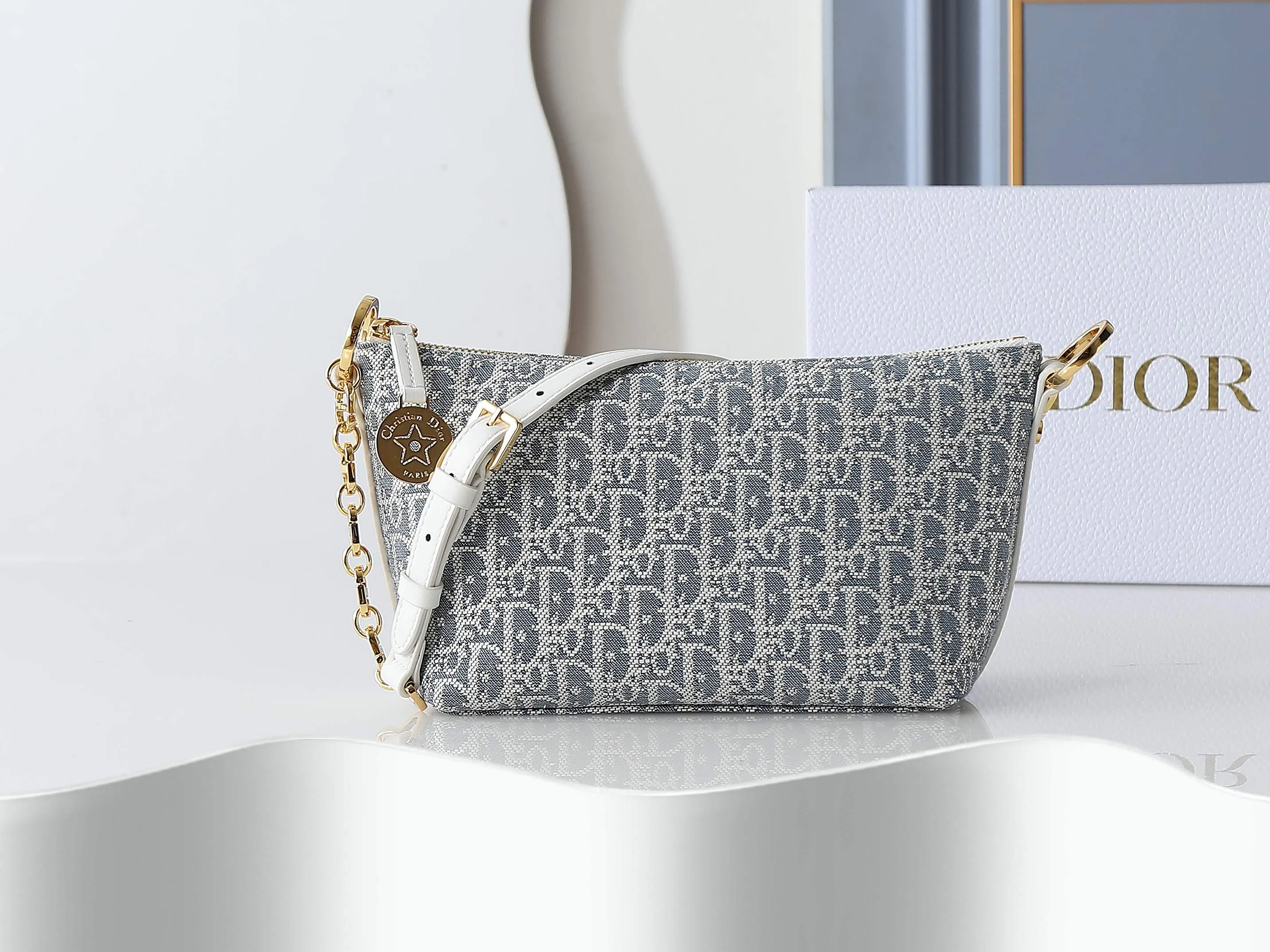 All Categories Official Website "Brand Women's Bags" Women's Bags 💙 DIOR 2026 New DIOR Crossbody Bag